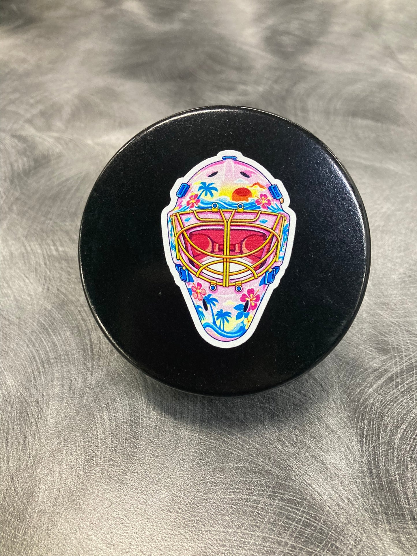 Hockey Puck - Hawaii Goalie Mask
